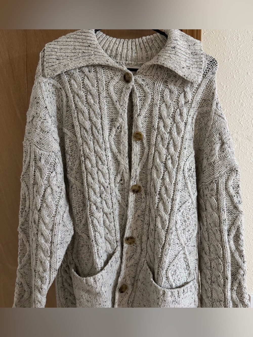 Cozy Cable Knit Button-Up Sweater Cardigan - Light Gray